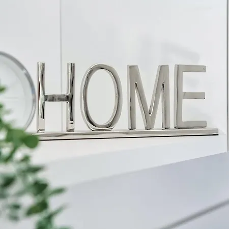 Silvia House - The House Of Travelers Apartament *