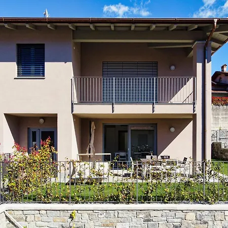 Silvia House - The House Of Travelers Apartamento *